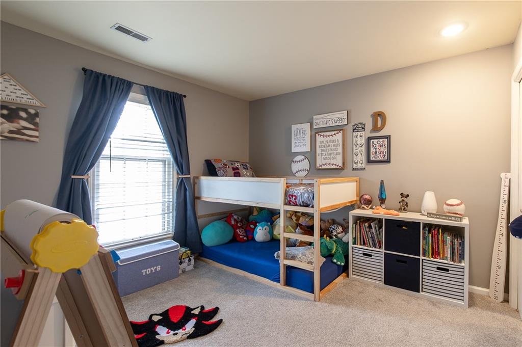 3743 NE Woodland Court