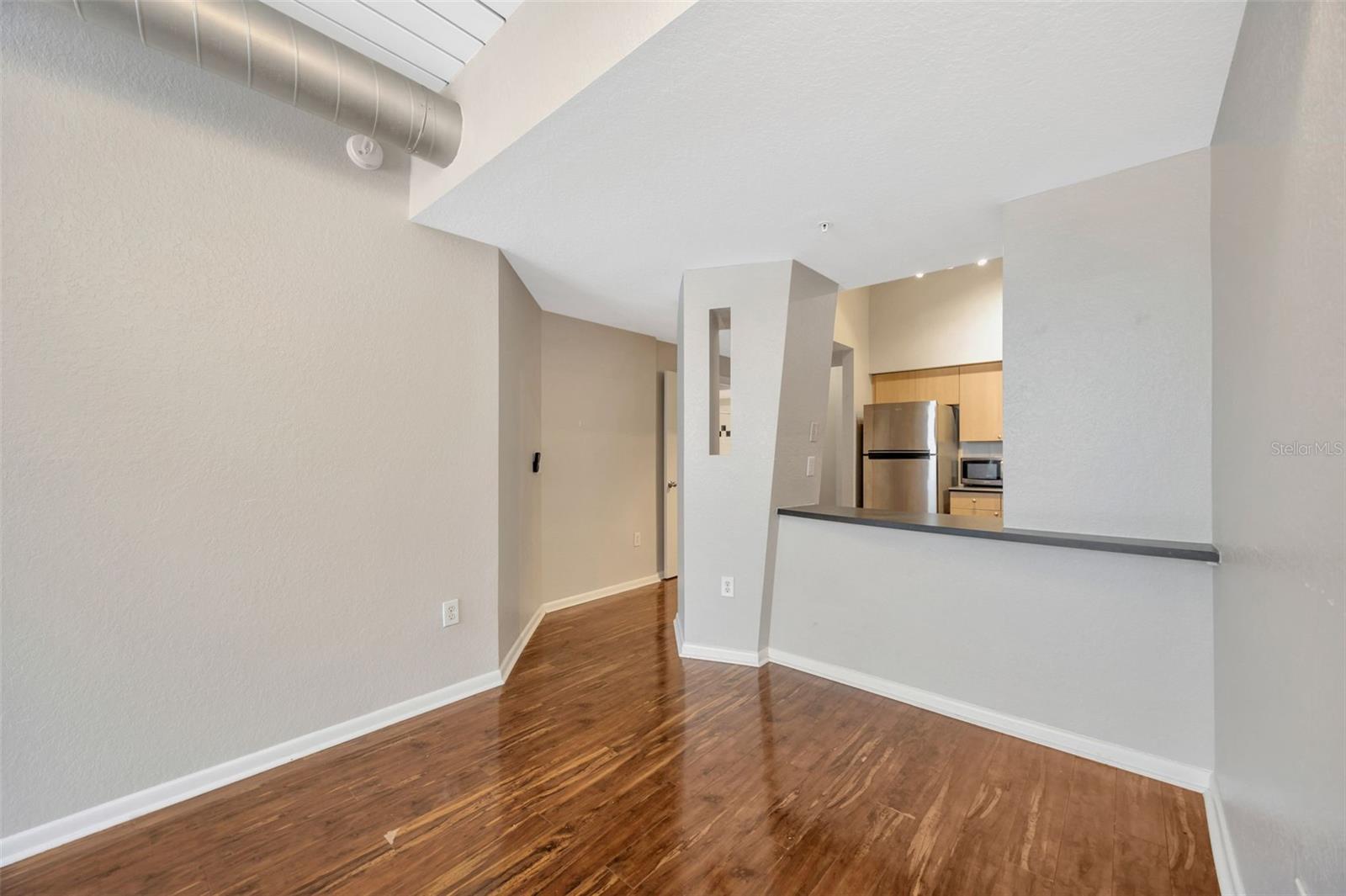 2320 W Azeele Street 317