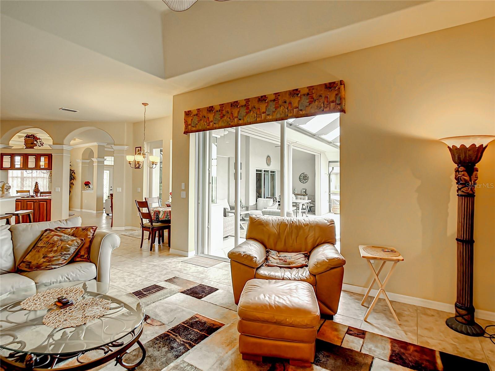 938 Boundary Boulevard