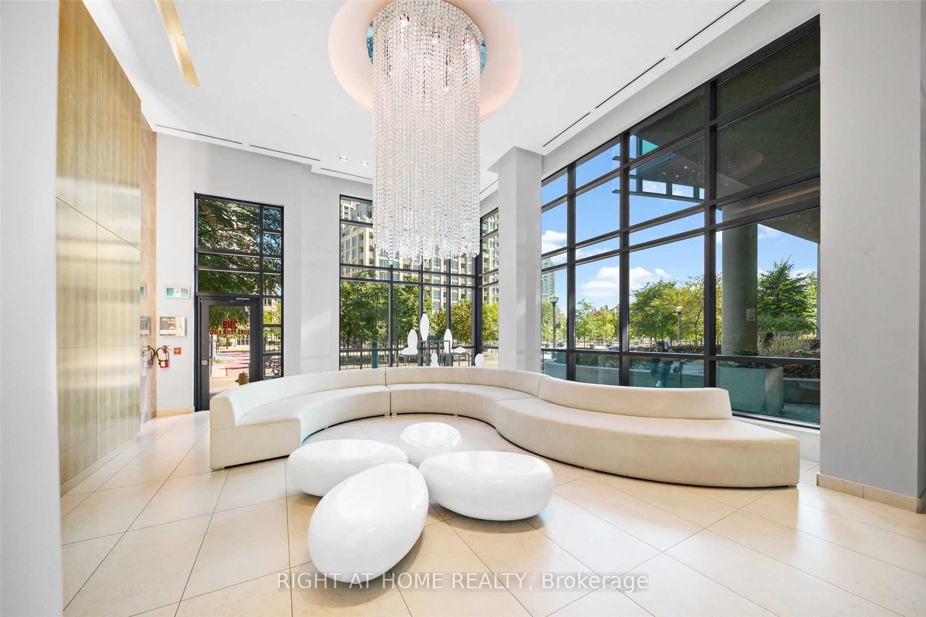 209 Fort York Blvd 665