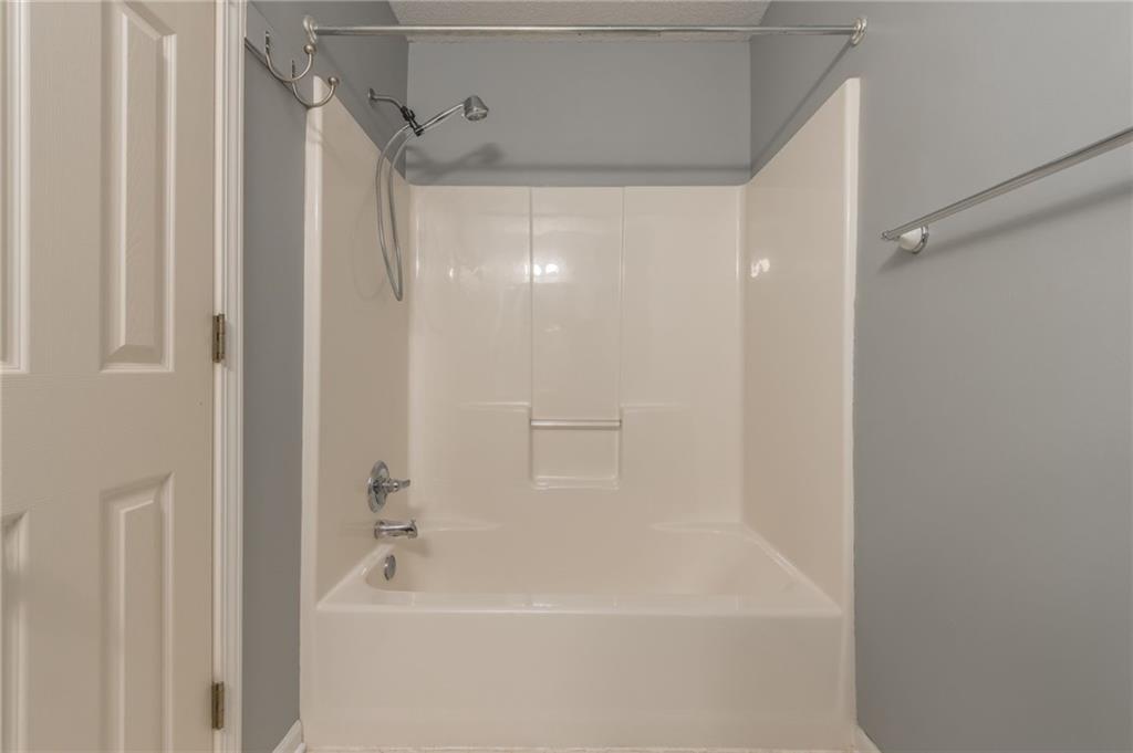 10700 N Holmes Street