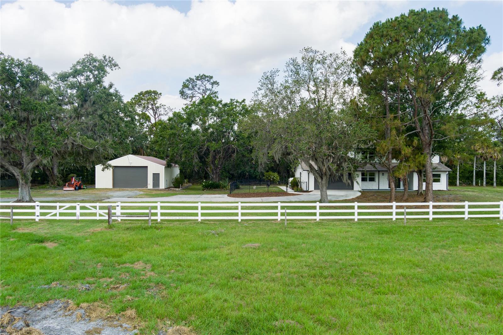 5403 Red Rooster Road