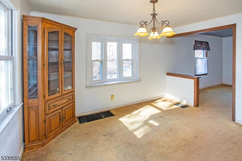 9 Hart St