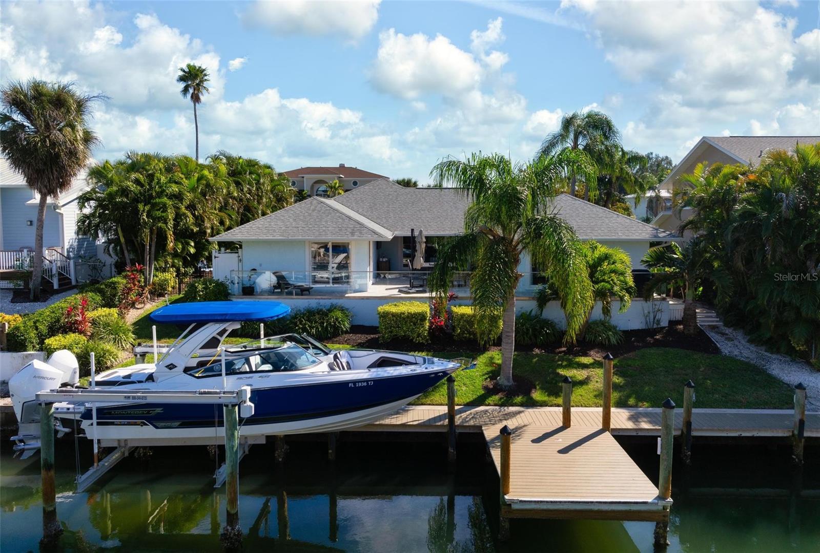 607 North Point Drive