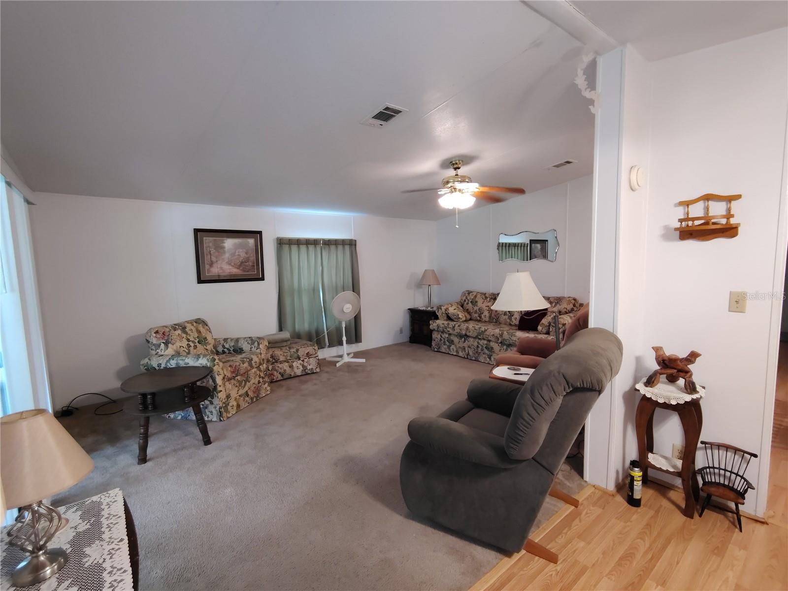 52 Outlet Drive