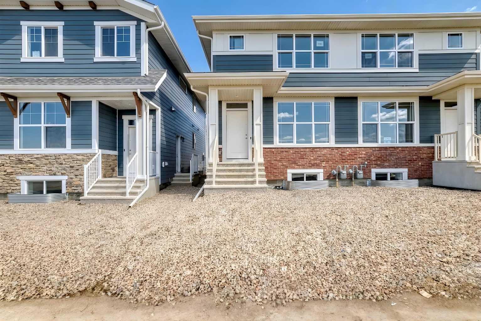 1328 Mahogany Boulevard SE