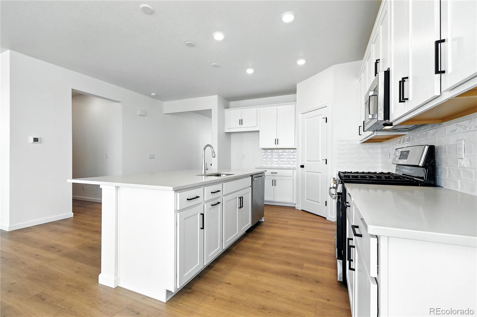 4225 Ridgewalk Point