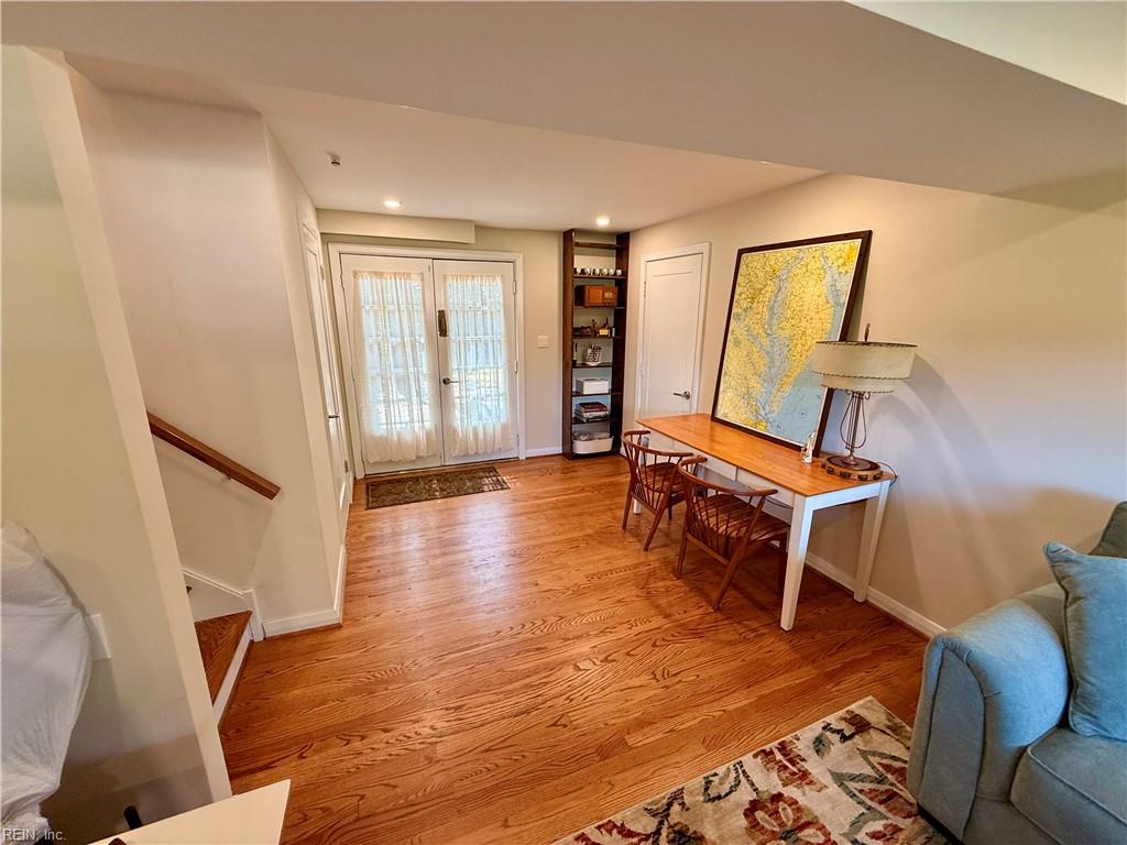 5 Downing Place