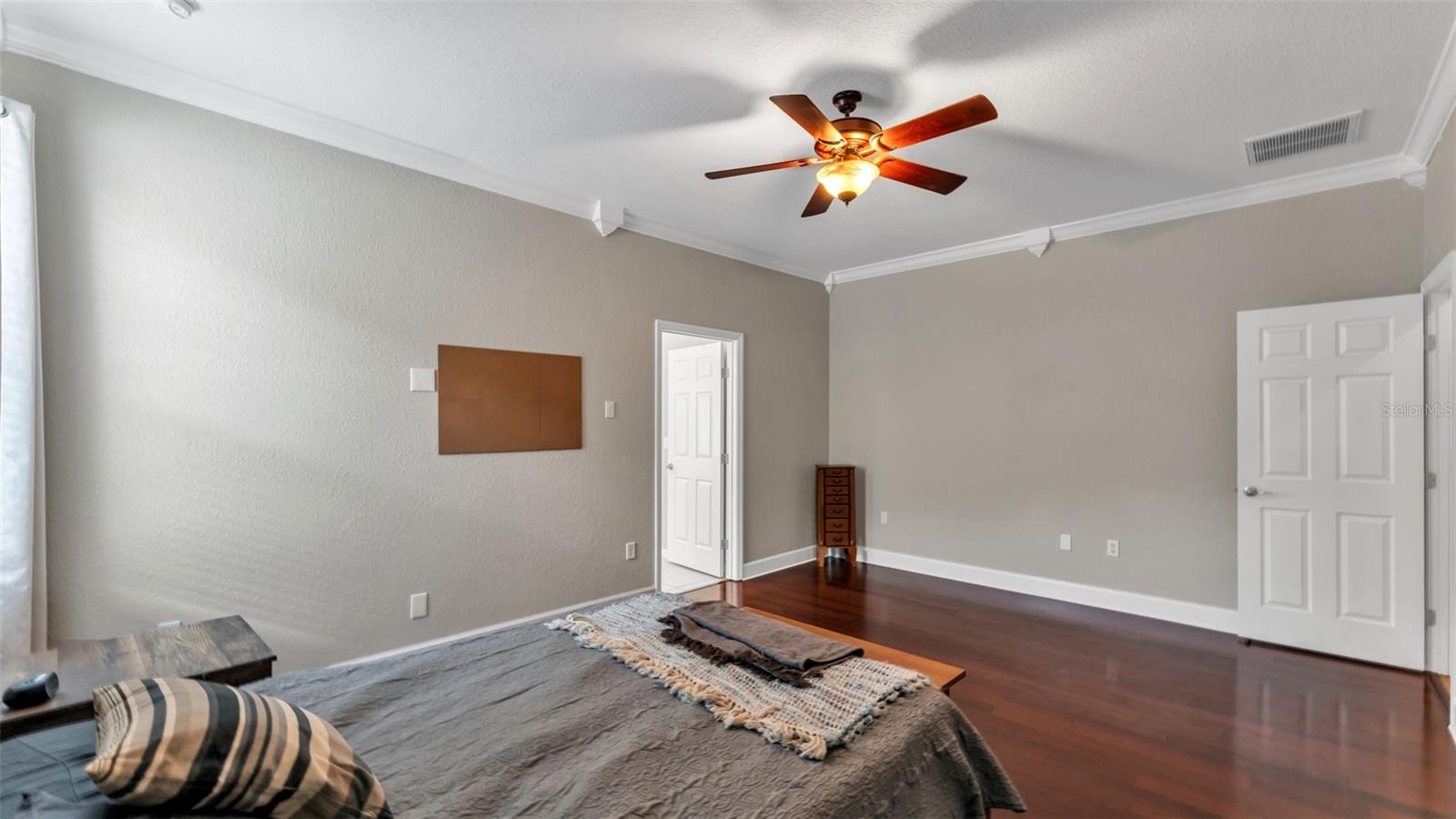 2985 Vintage View Circle