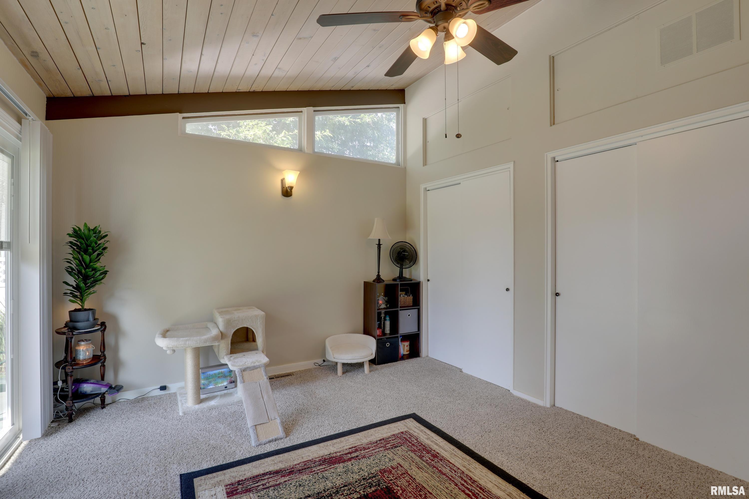 728 Ridgewood Drive