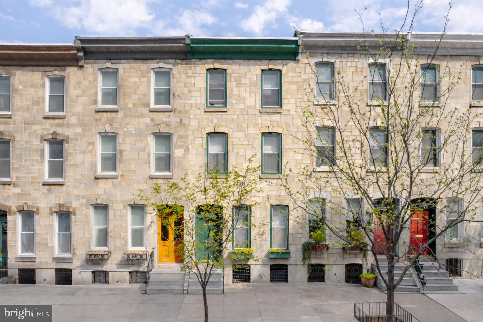 2425 Fairmount Avenue