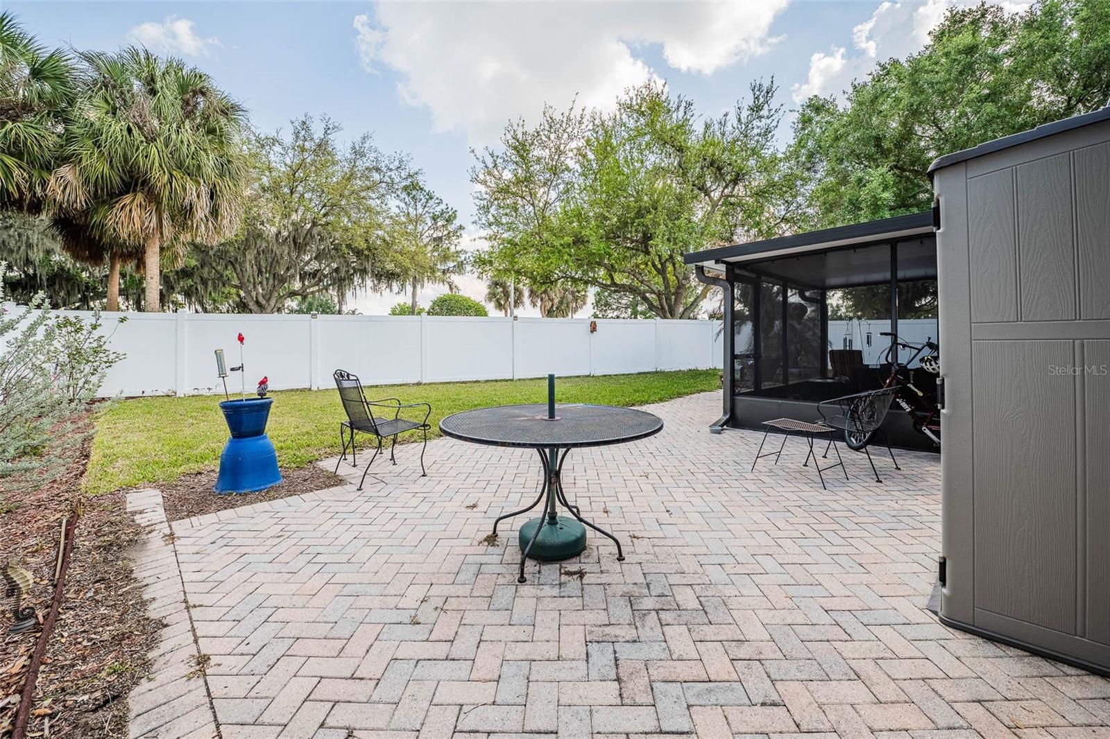 2200 Blackwood Drive