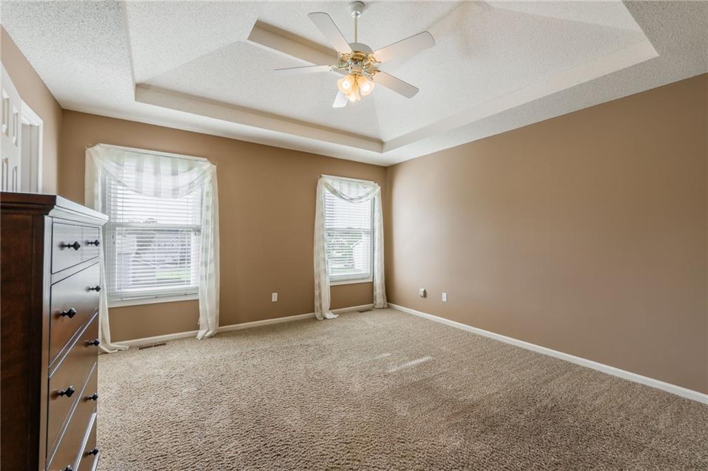 10700 N Holmes Street