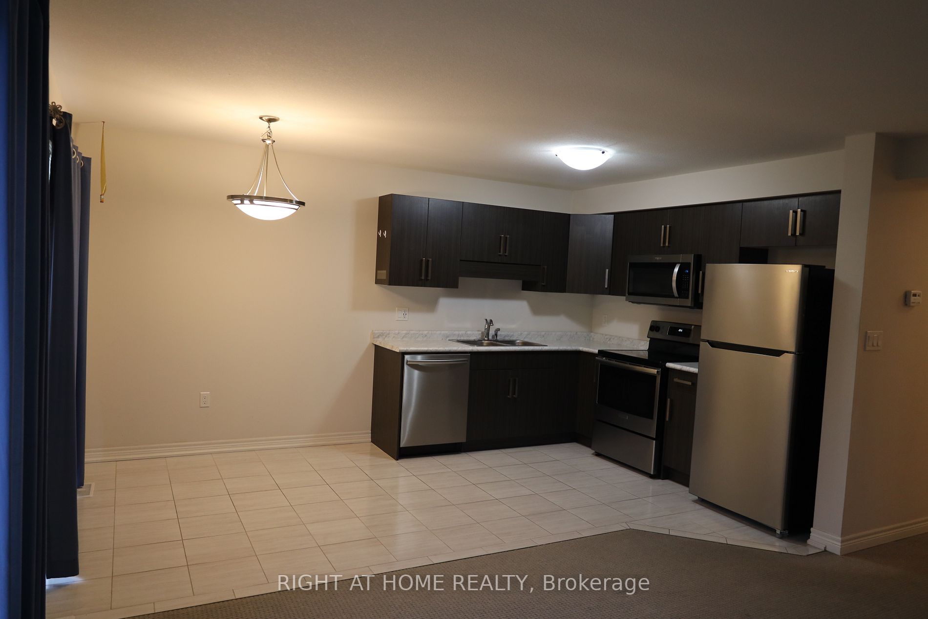 122 Acacia Rd