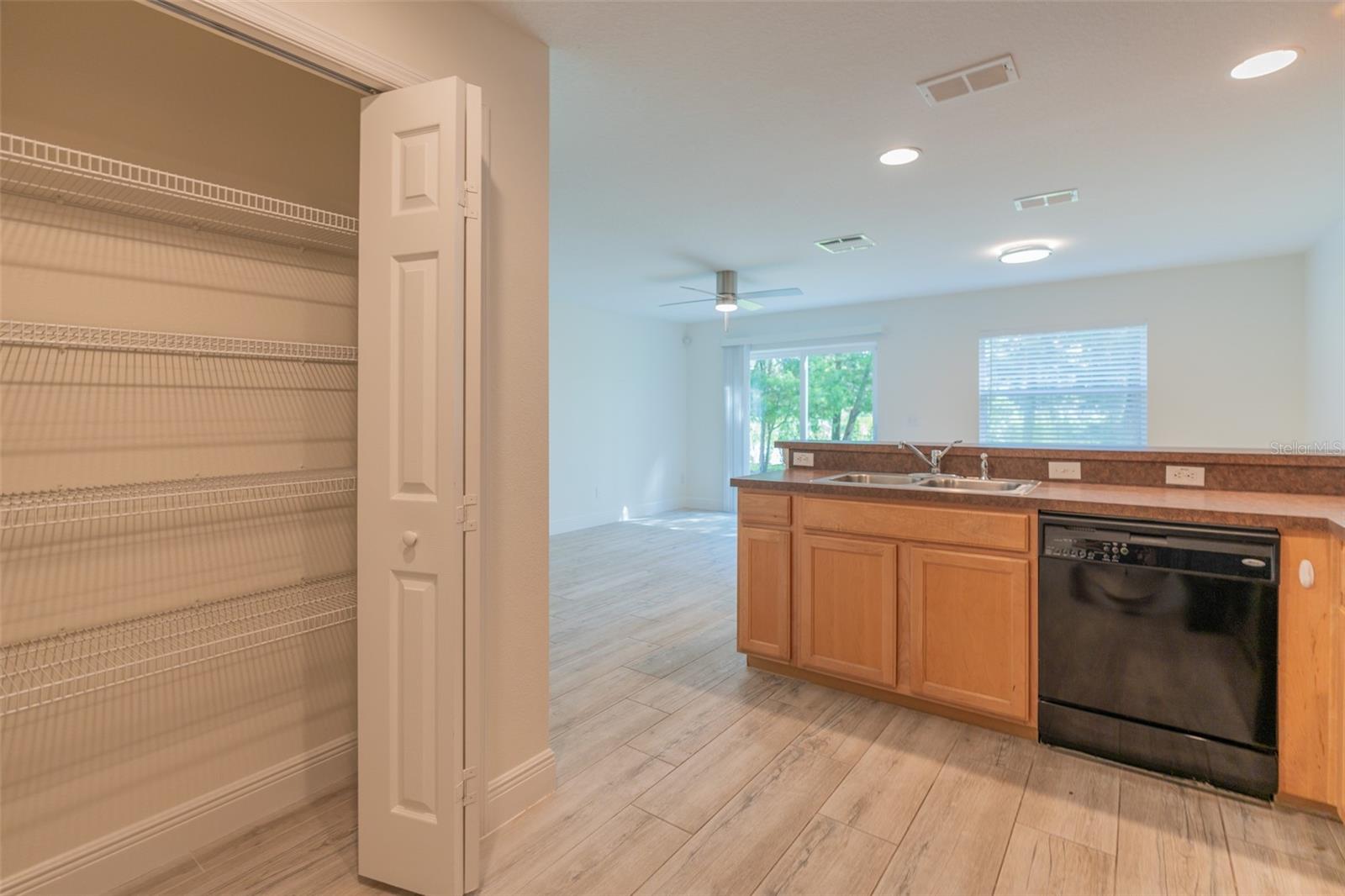 4084 Pitch Pine Circle