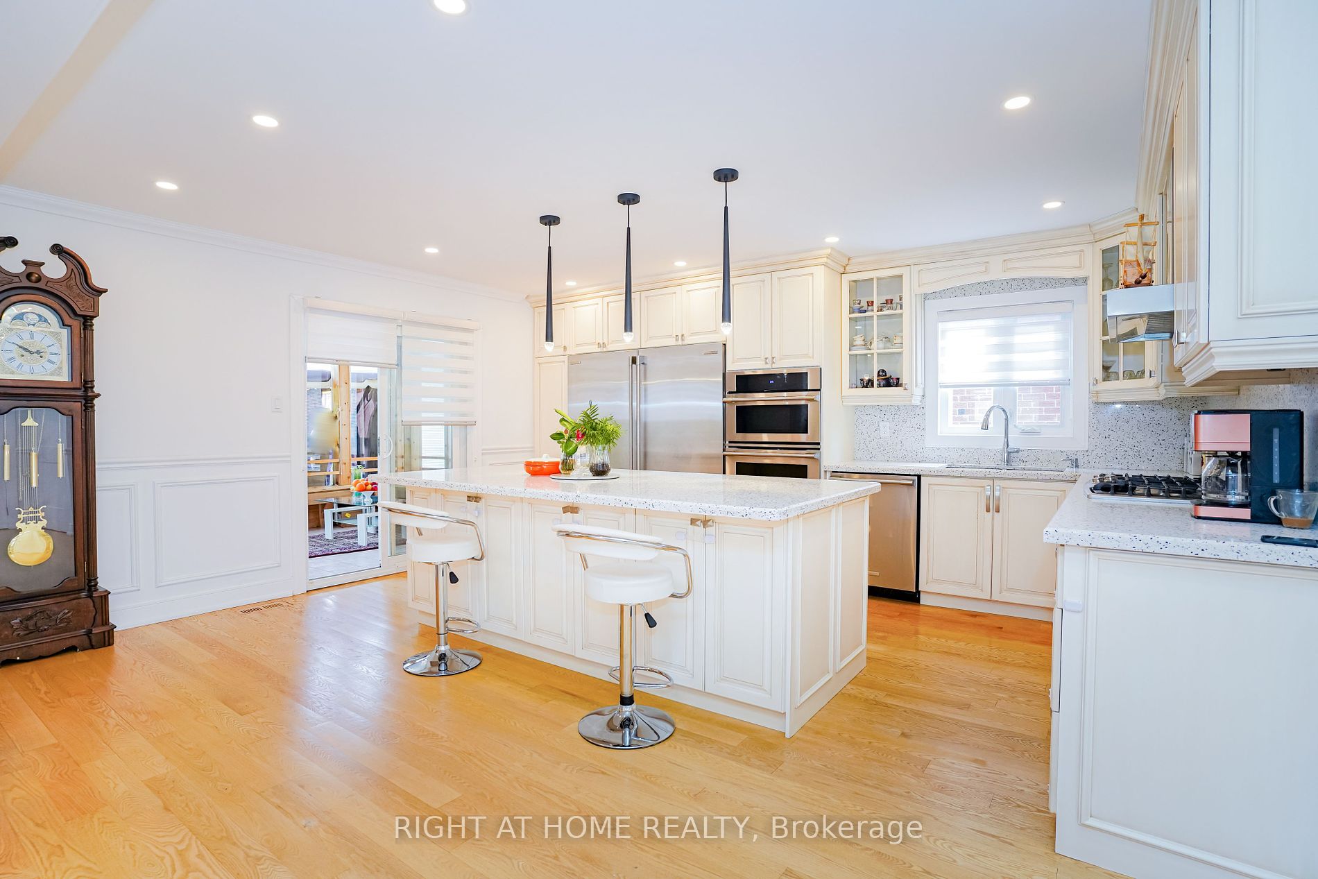 73 Dunbarton Crt