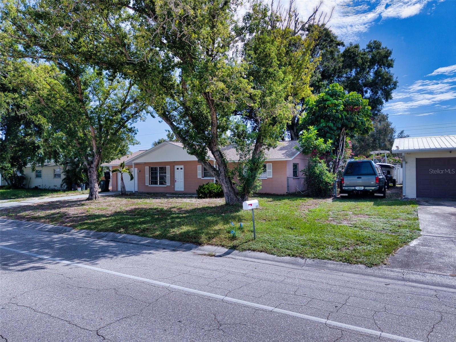 4115 37th Street W