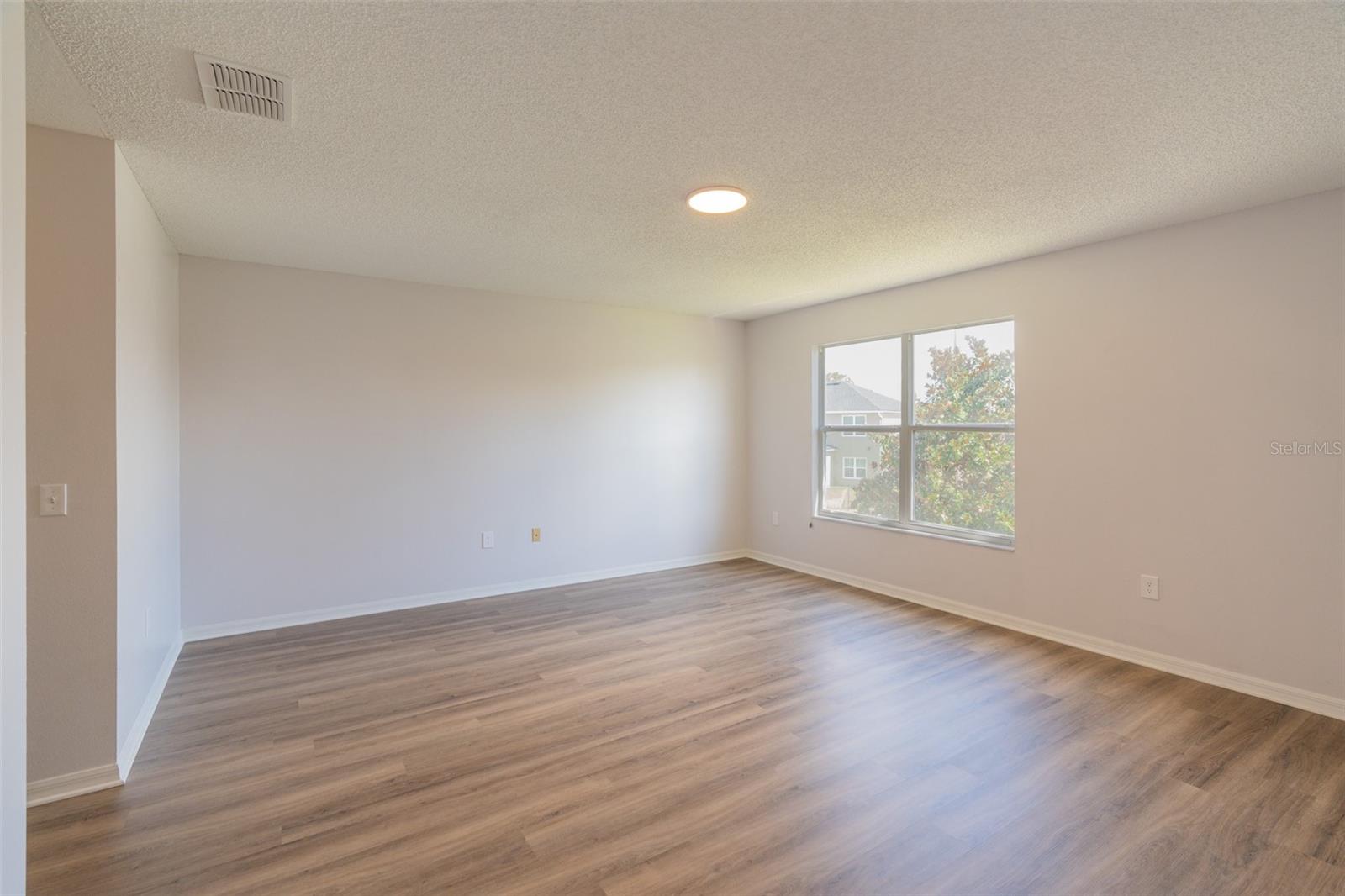 4401 Evergreen Forest Loop