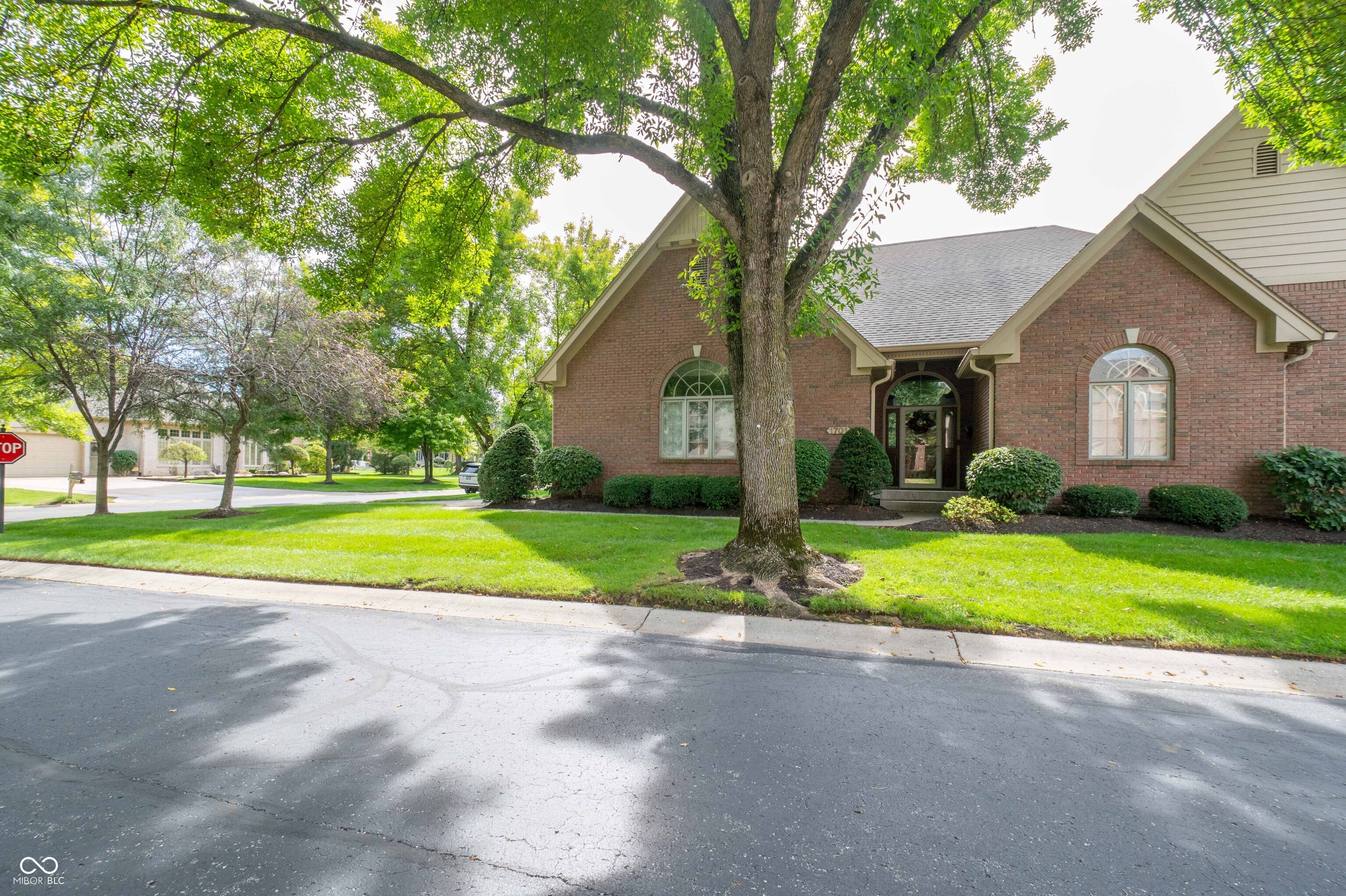 1701 Pathway Drive N