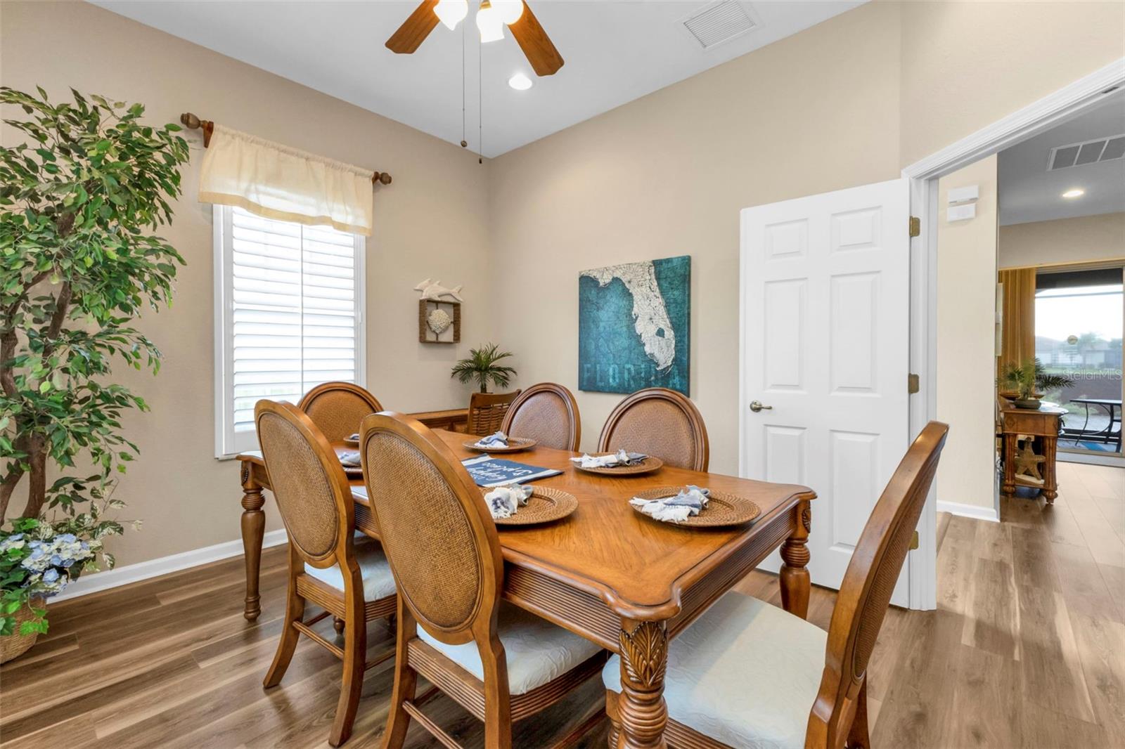 2669 Wax Myrtle Court