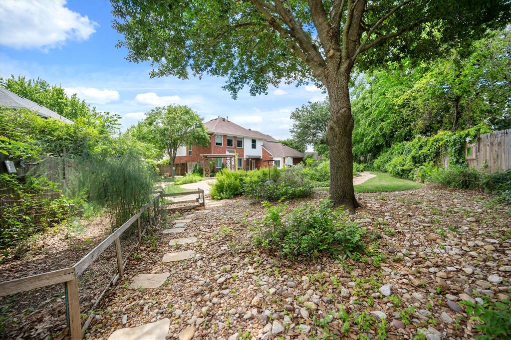 6308 Cobblestone Lane