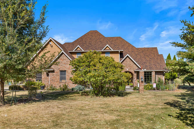 1174 County Road 2500