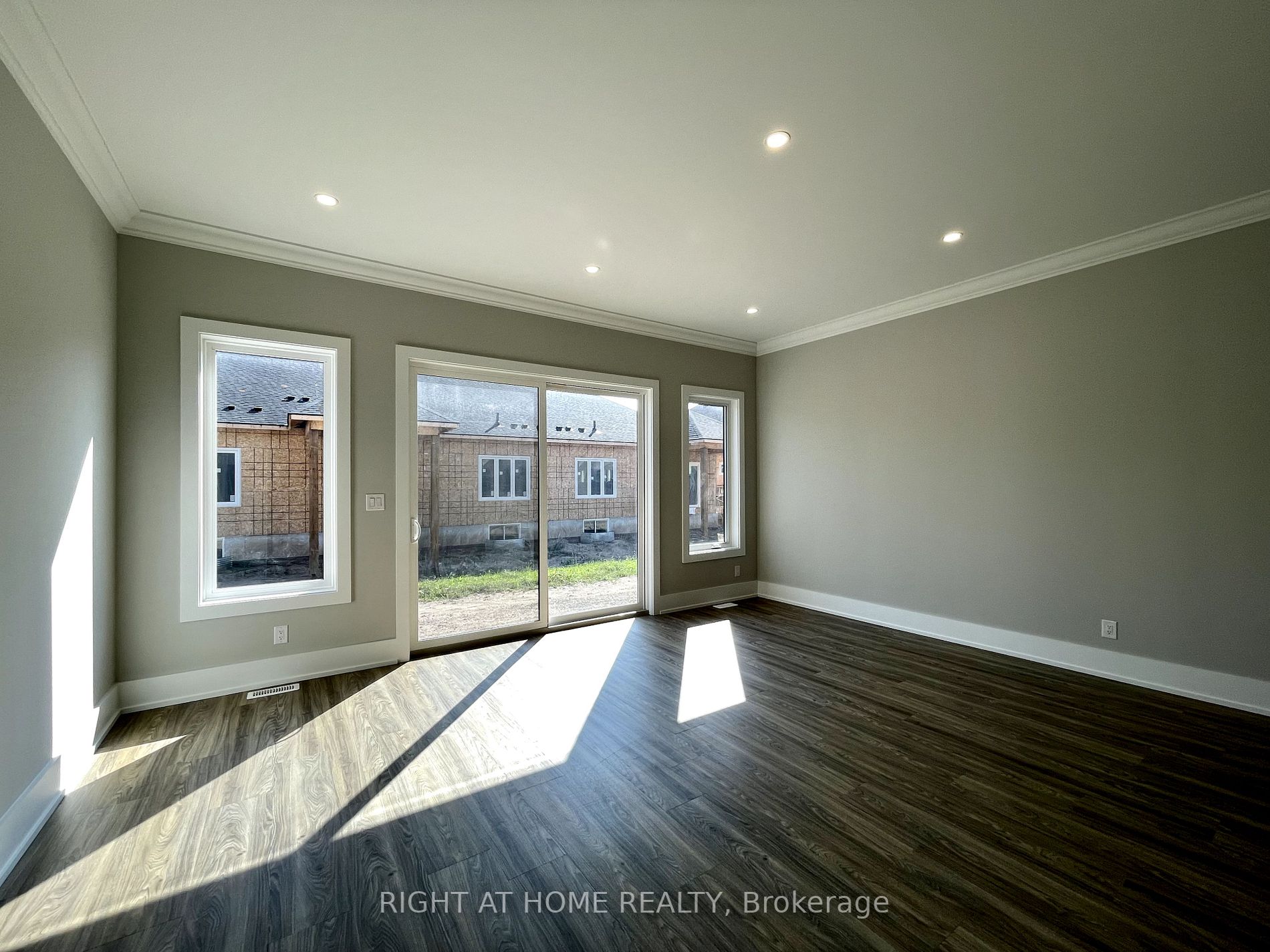 1056 Hansler Rd