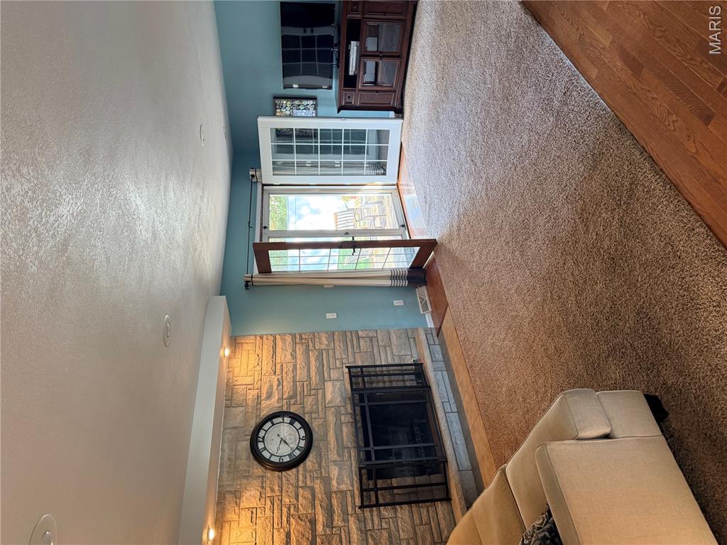 25 Coachlight Drive