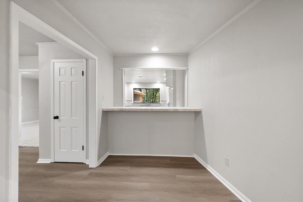 1705 Glenbrook Street