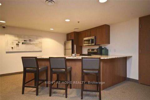 195 Besserer St 2008