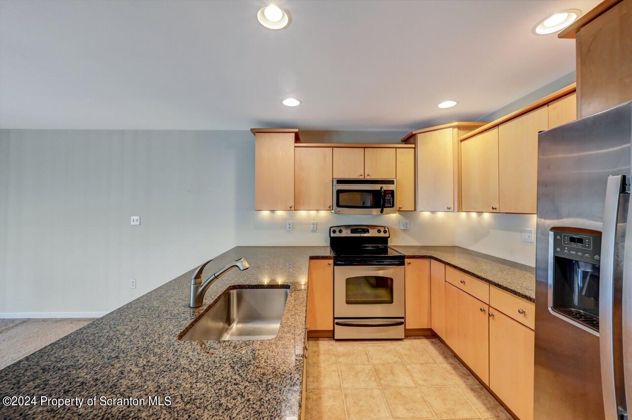 47 Sharon Drive Unit 6b