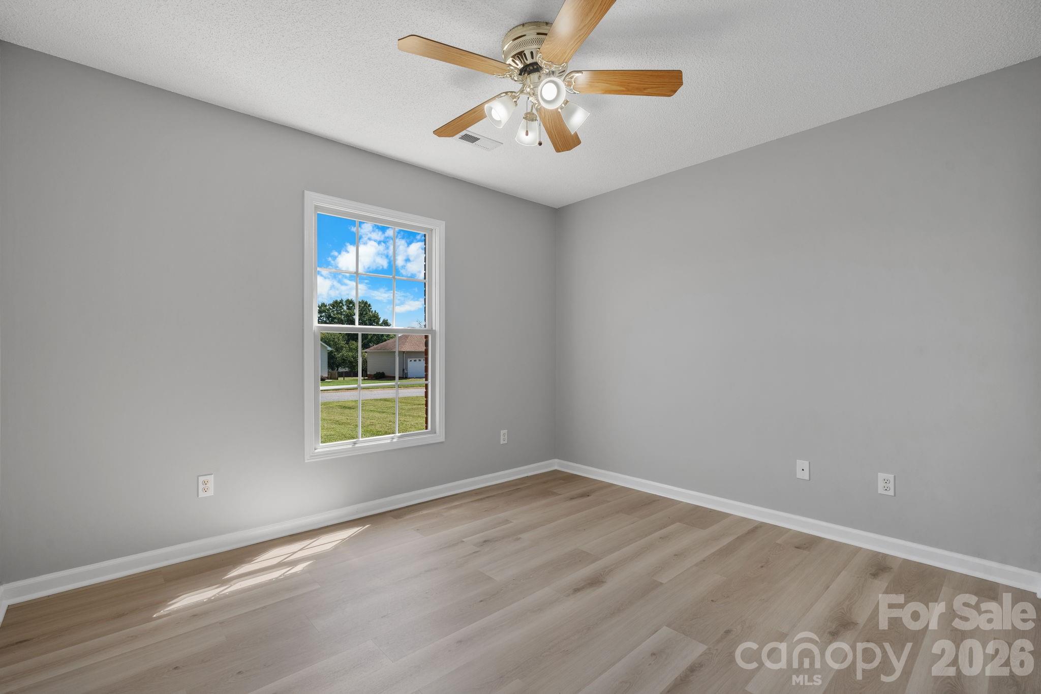 1420 Farmington Hills Drive