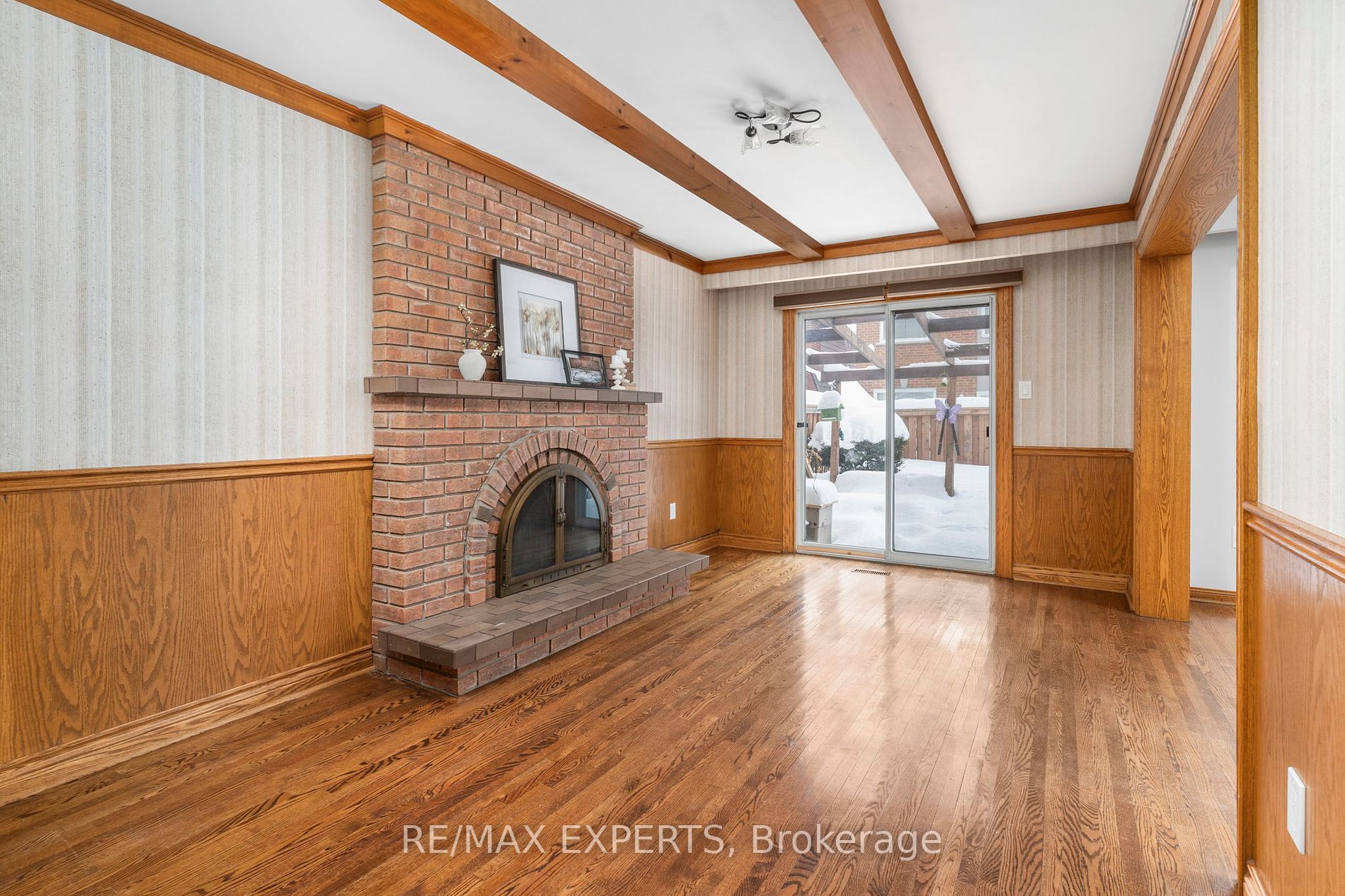 195 Aberdeen Ave
