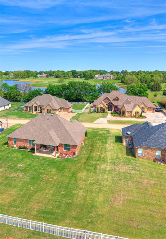 2713 Old Towne Trail