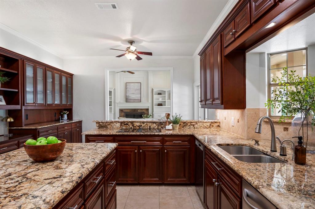 4700 Green Oaks Drive