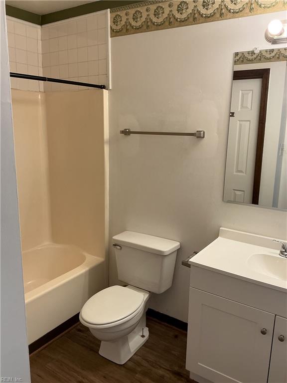 1813 Hearthside Court