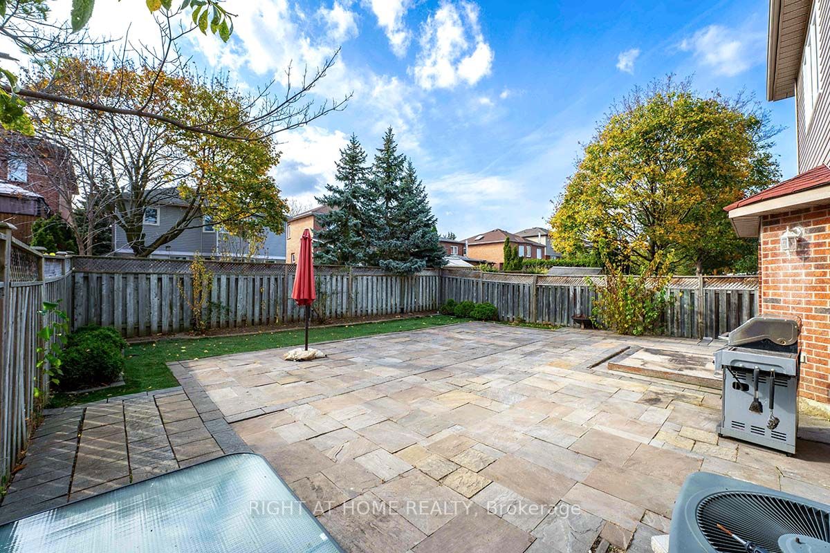 4012 Colonial Dr