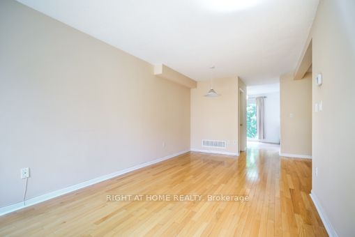 80 Acorn Pl 20