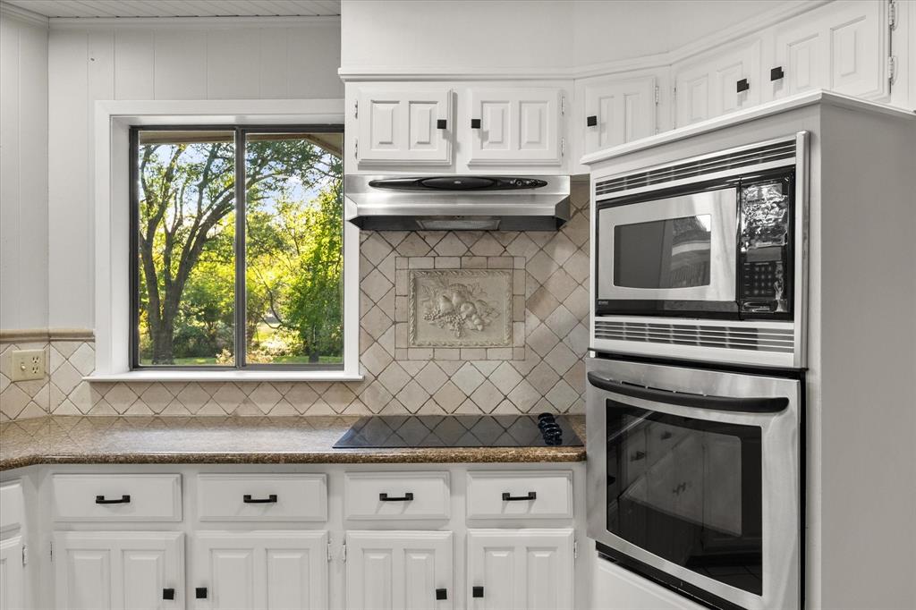 1705 Glenbrook Street