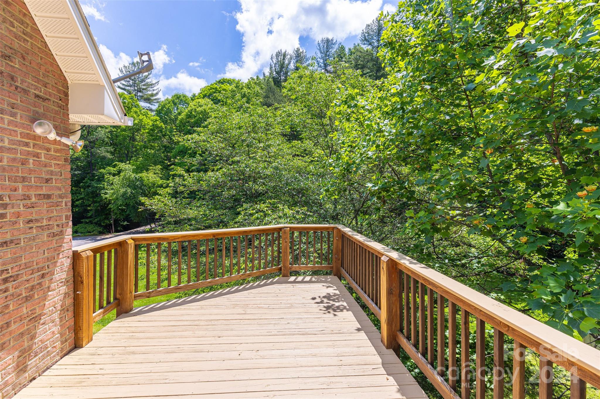 27 Fairway View Drive