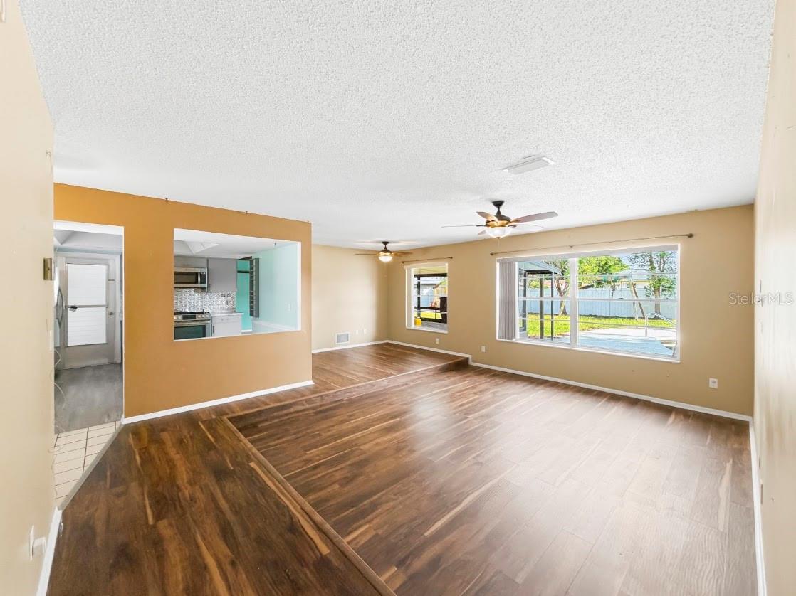 3 Heritage Cove Court