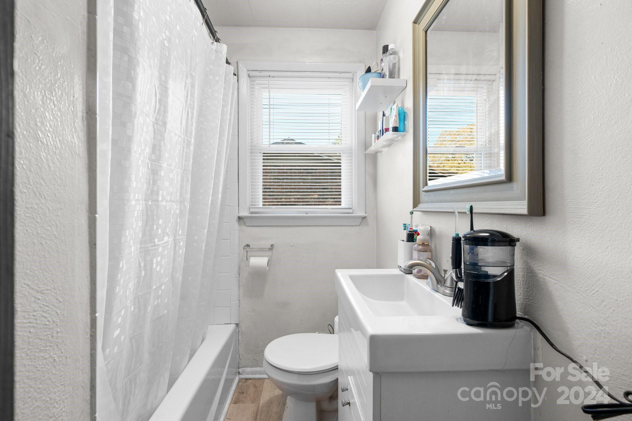 1806 & 1808 22nd Street NE