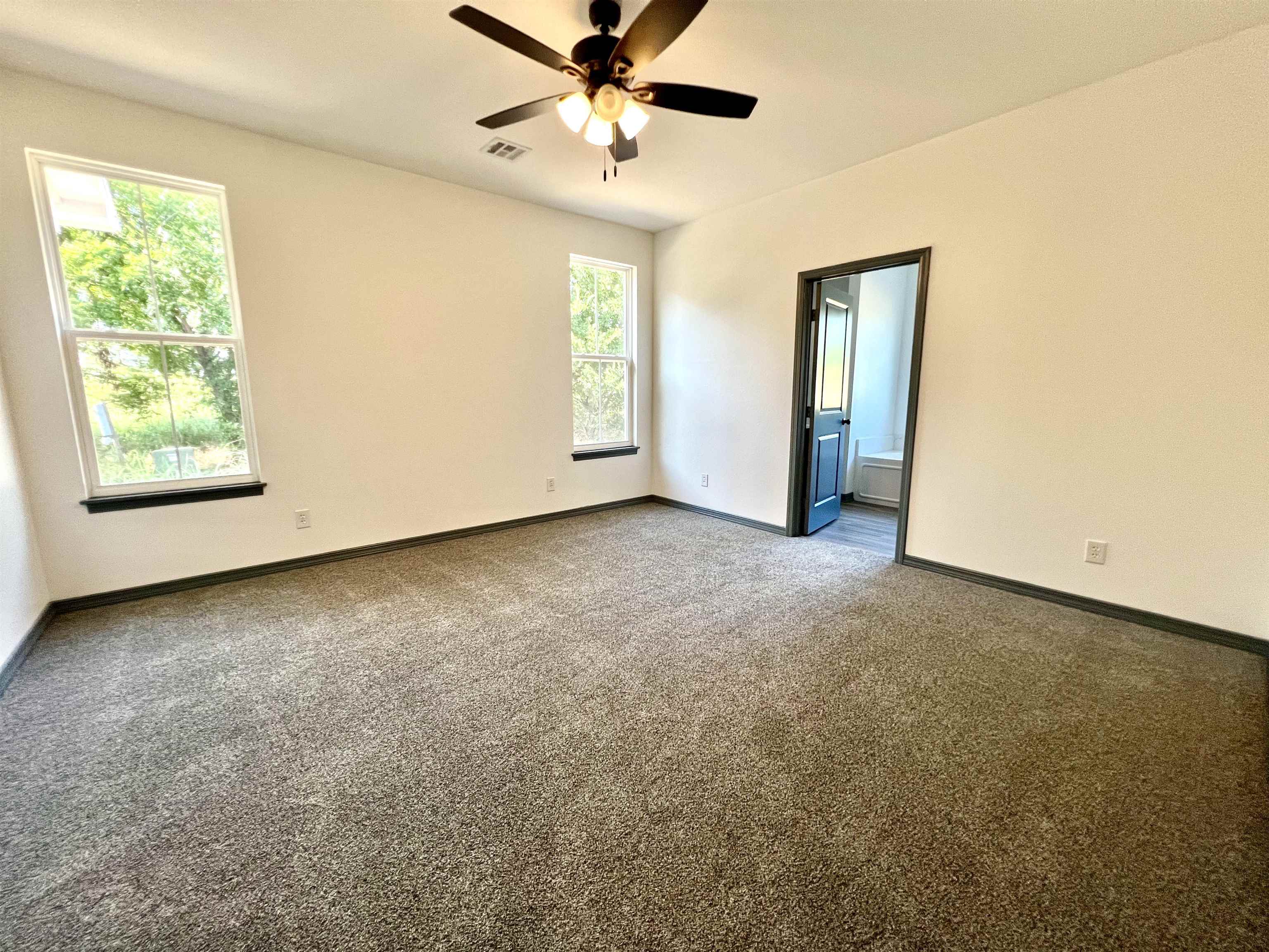 214 Castle Pines Dr