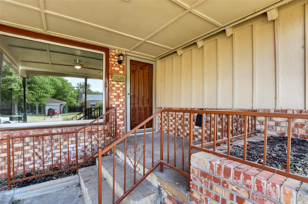 2932 NW 67th Street