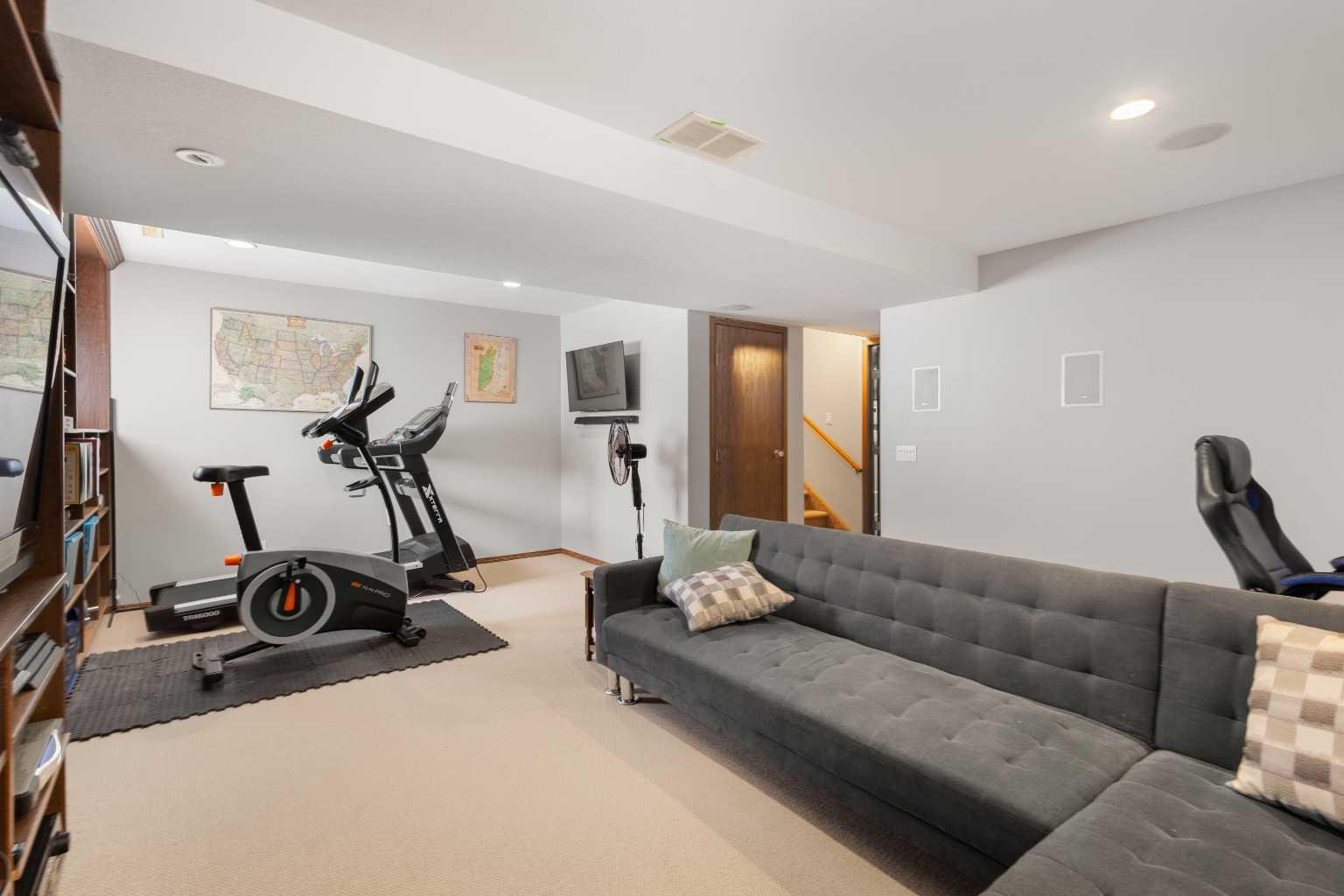 15 Skara Brae Close