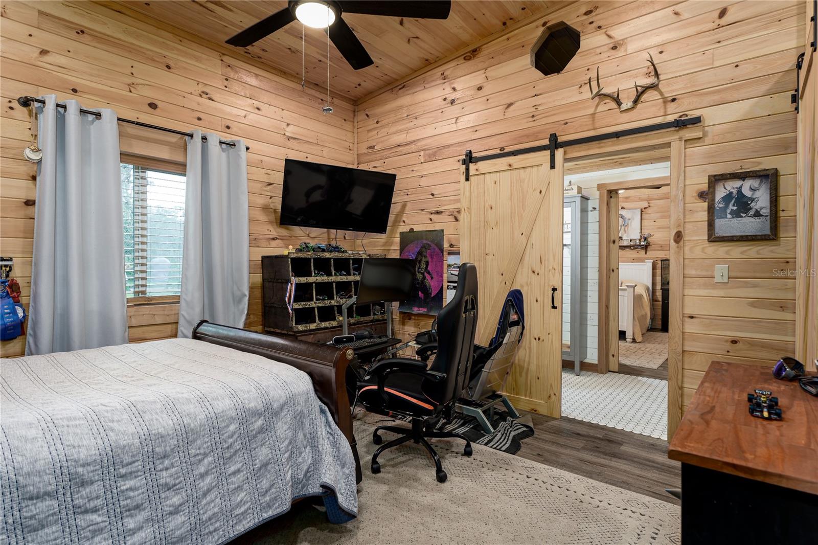 1126 & 1144 County Road 665