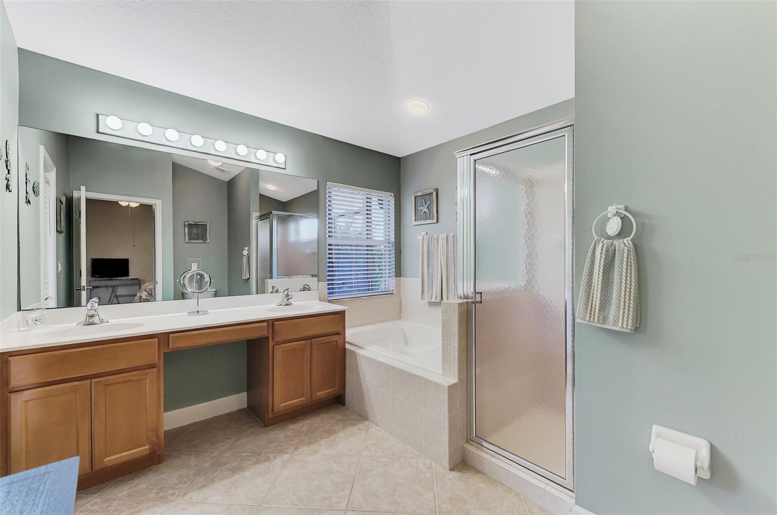 14394 Silver Lakes Circle