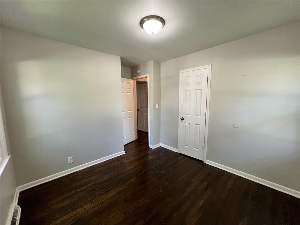 3407 S Claremont Avenue