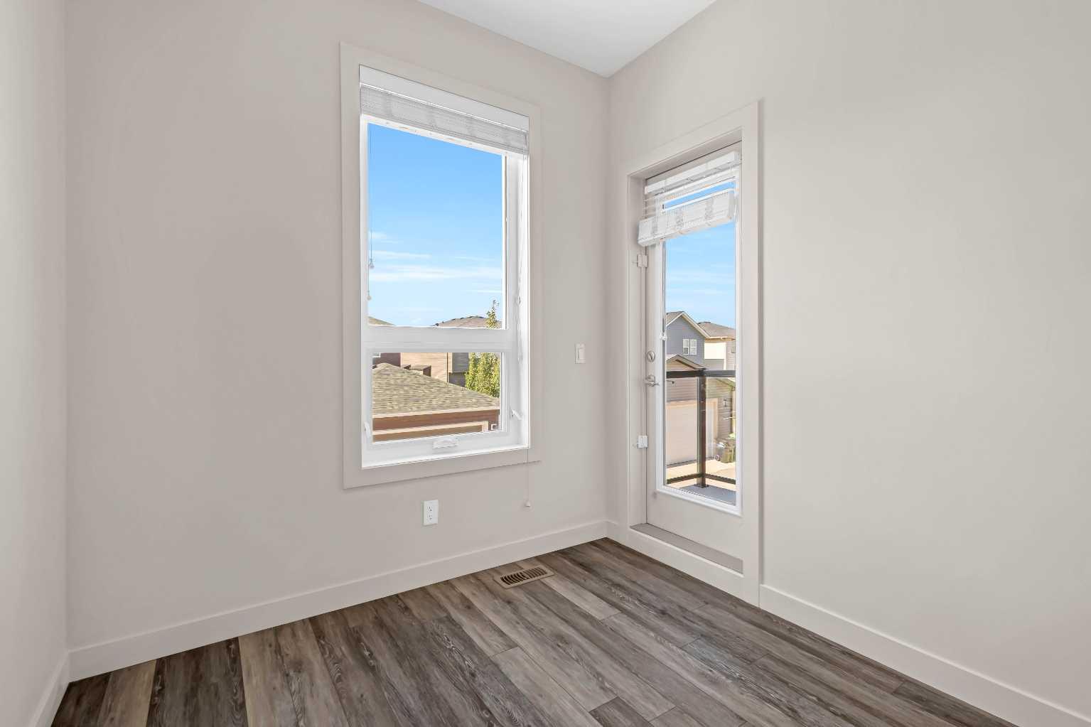 11 Evanscrest Mews NW 208