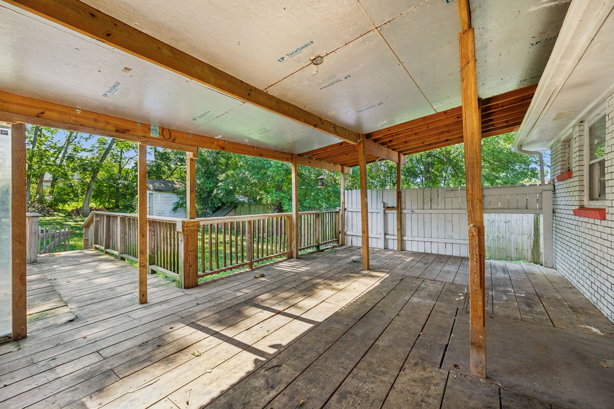 831 Gallavista Ave